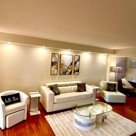 Deluxe Waterfront One Bedroom Apartment With Miami Skyline View, Free Parking 5 Mins Drive To ไมอามีบีช ภายนอก รูปภาพ